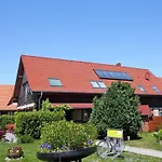 In Nahe Ostseestrand Апартаменты Lutow