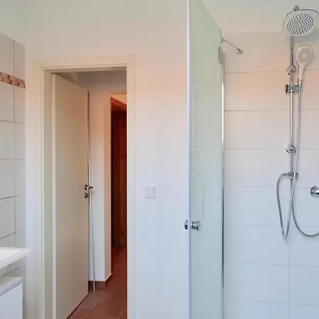 In Nahe Ostseestrand 아파트 *