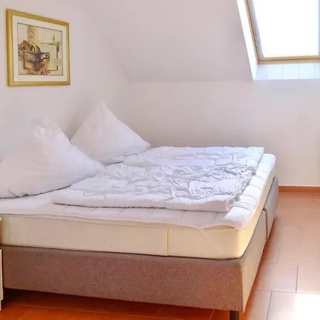 아파트 In Nahe Ostseestrand Lutow