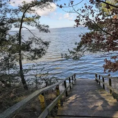 In Nahe Ostseestrand 아파트 Lutow