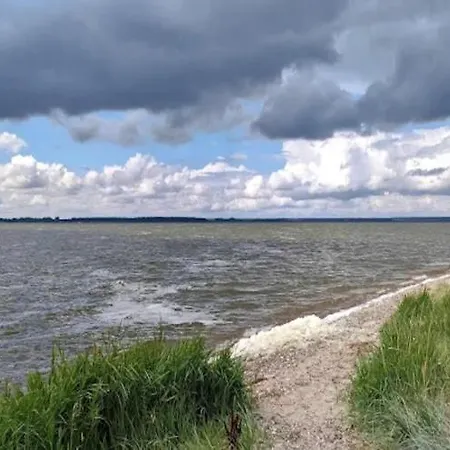 아파트 In Nahe Ostseestrand Lutow