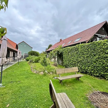 For Up To 7 People In Lepels Hof Lägenhet